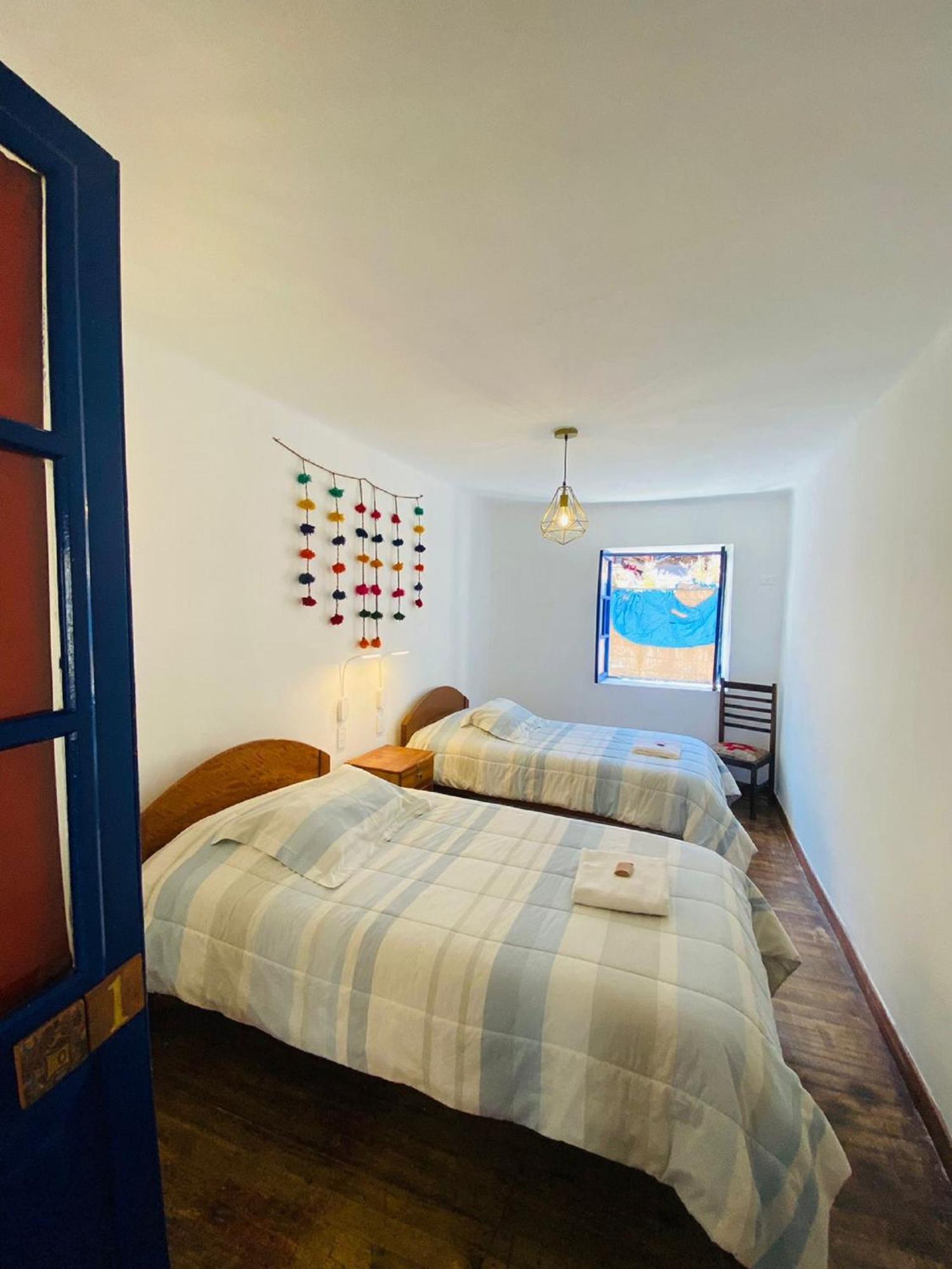 Flying Dog Hostel Cuzco Exterior photo